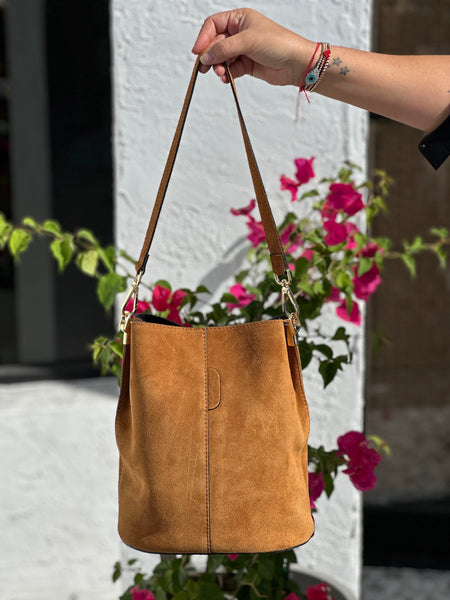 OLIVIA GENUINE LEATHER BUCKET BAG