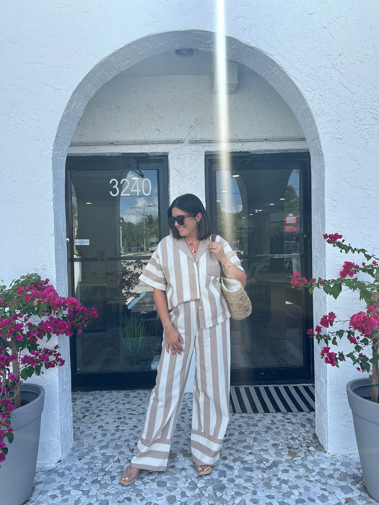 BANDERA MOCHA STRIPE BUTTON UP TOP