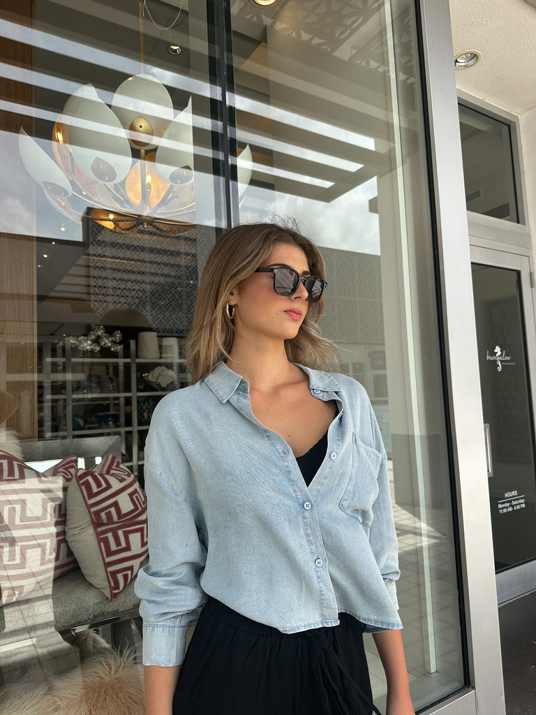 RICKI WASHED CHAMBRAY BUTTON DOWN SHIRT