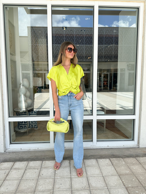 PHOEBE FRONT TWIST TOP