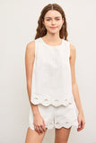 BENEVA LINEN BEND SCALLOP EMBROIDERED TOP