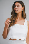 LUNA SCALLOP HEM TOP
