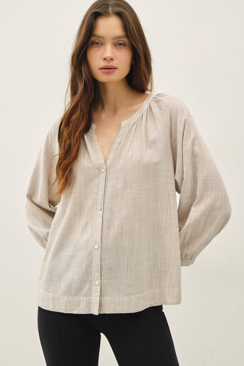 IVYLYNN PINSTRIPE BALLOON SLEEVE TOP