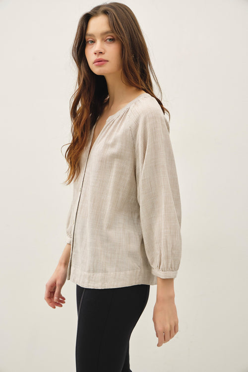 IVYLYNN PINSTRIPE BALLOON SLEEVE TOP