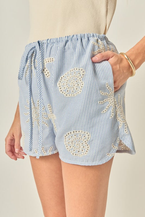 ASTIN EMBROIDERY DETAIL SHORTS