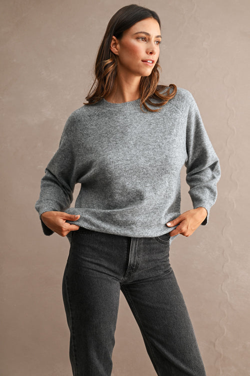 REGGIE OVERSIZED SWEATER TOP