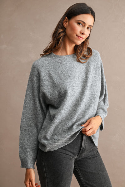 REGGIE OVERSIZED SWEATER TOP