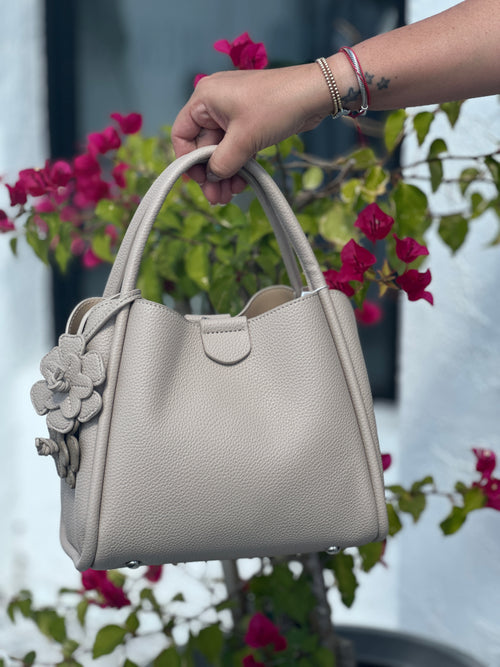 VERANDA VEGAN LEATHER BUCKET BAG