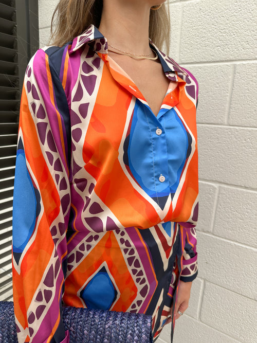 ADRIENNE GEO PRINT BLOUSE