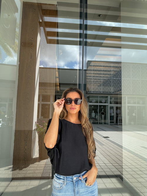 SELENA DOLMAN SLEEVE BLOUSE