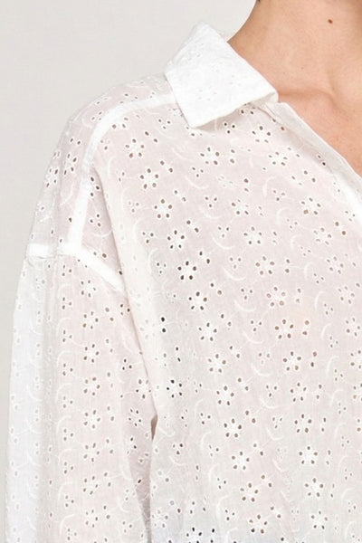 DEMI EYELET BUTTON DOWN TOP